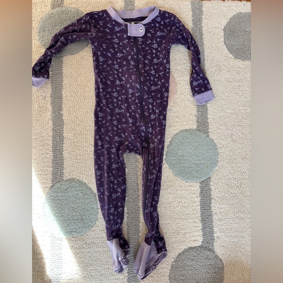 4 pairs of Burts Bees PJs - 12 months - Picture 2 of 7